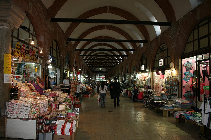 Shopping in Moschea