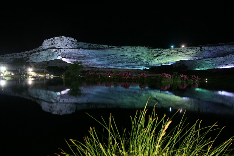 Pamukkale by night 